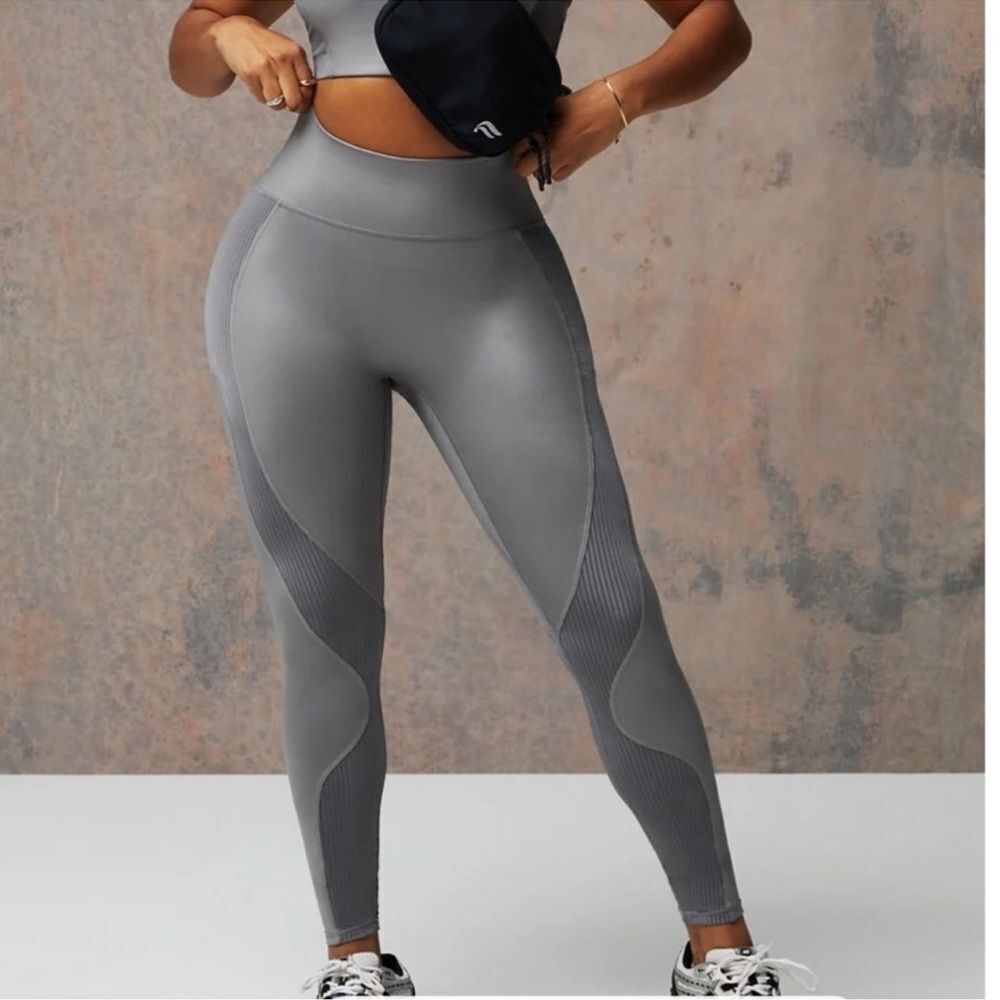 Fabletics Motion365+ Contour High-Waisted Leggings XL Gunmetal Grey Shine NWT
